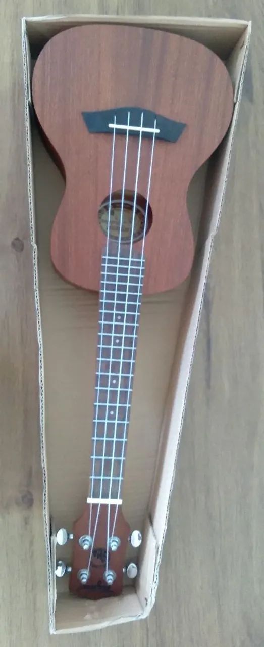 Tagima Ukulele 23K