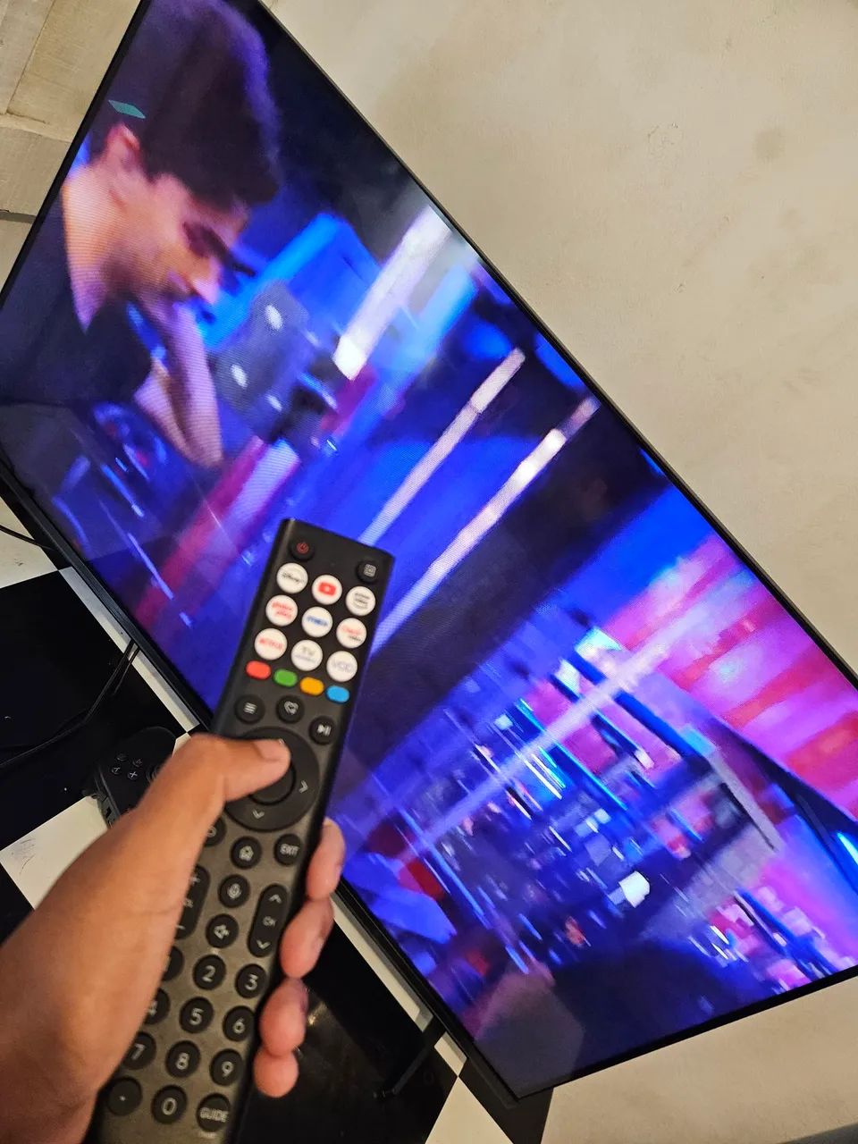 Tv Hisense 40 Dled - Na Garantia e com nota fiscal - Foto 4