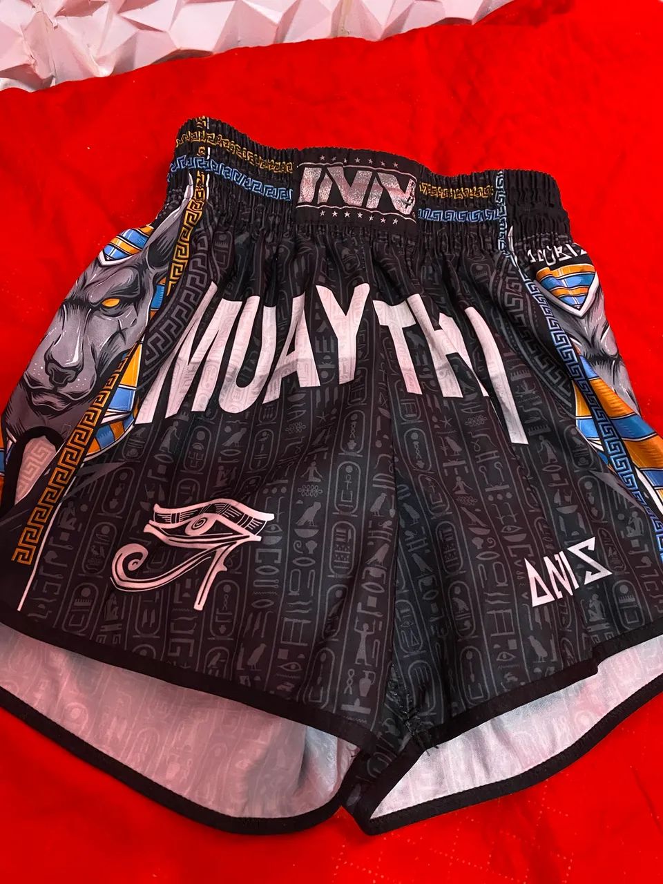 KIT LUVA BLACK NAJA MUAY THAI / SHORT ANÚBIS  - Foto 2