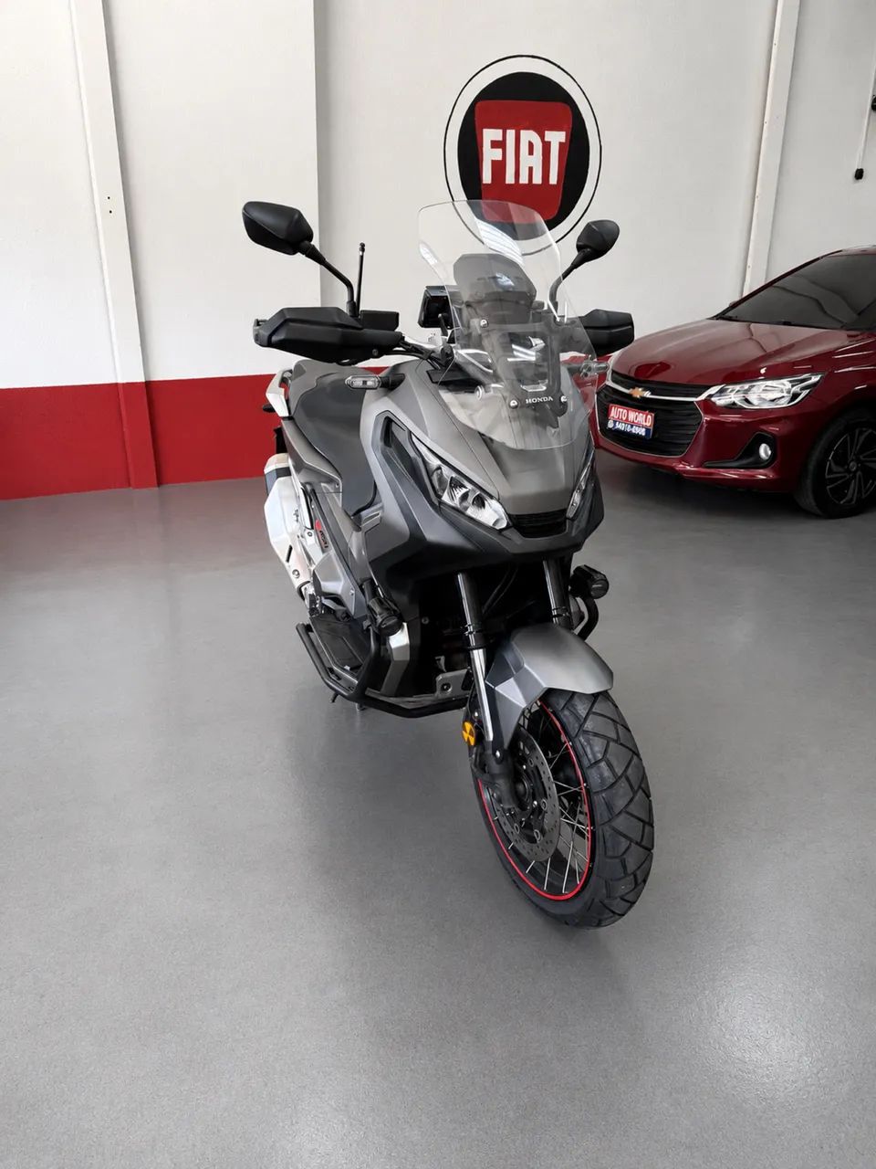 X-Adv 750 nova  - Foto 3