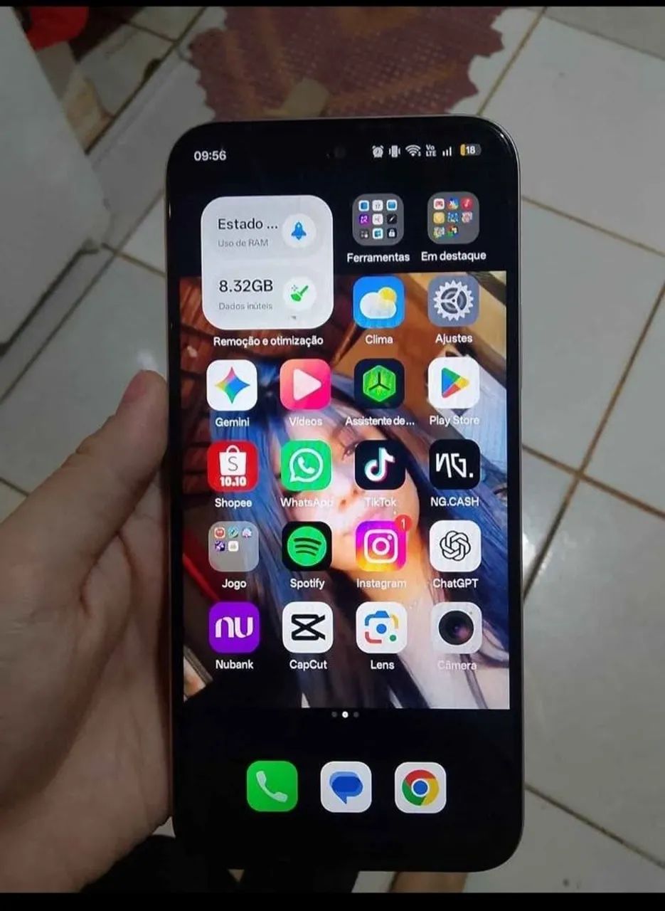 Smartphone Oppo A6 3 meses de uso