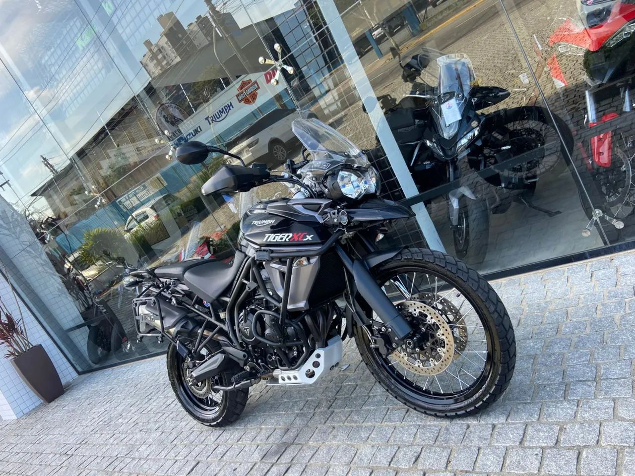 Triumph 800 XCX 2016 - 1502131061 | OLX