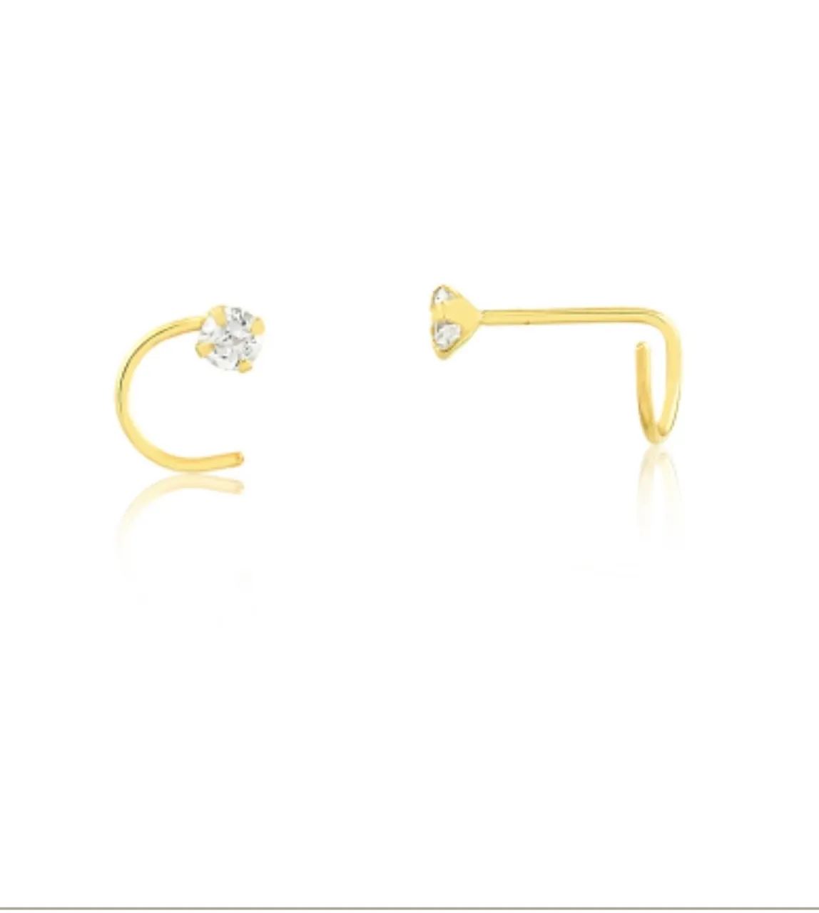 Piercing de nariz de ouro