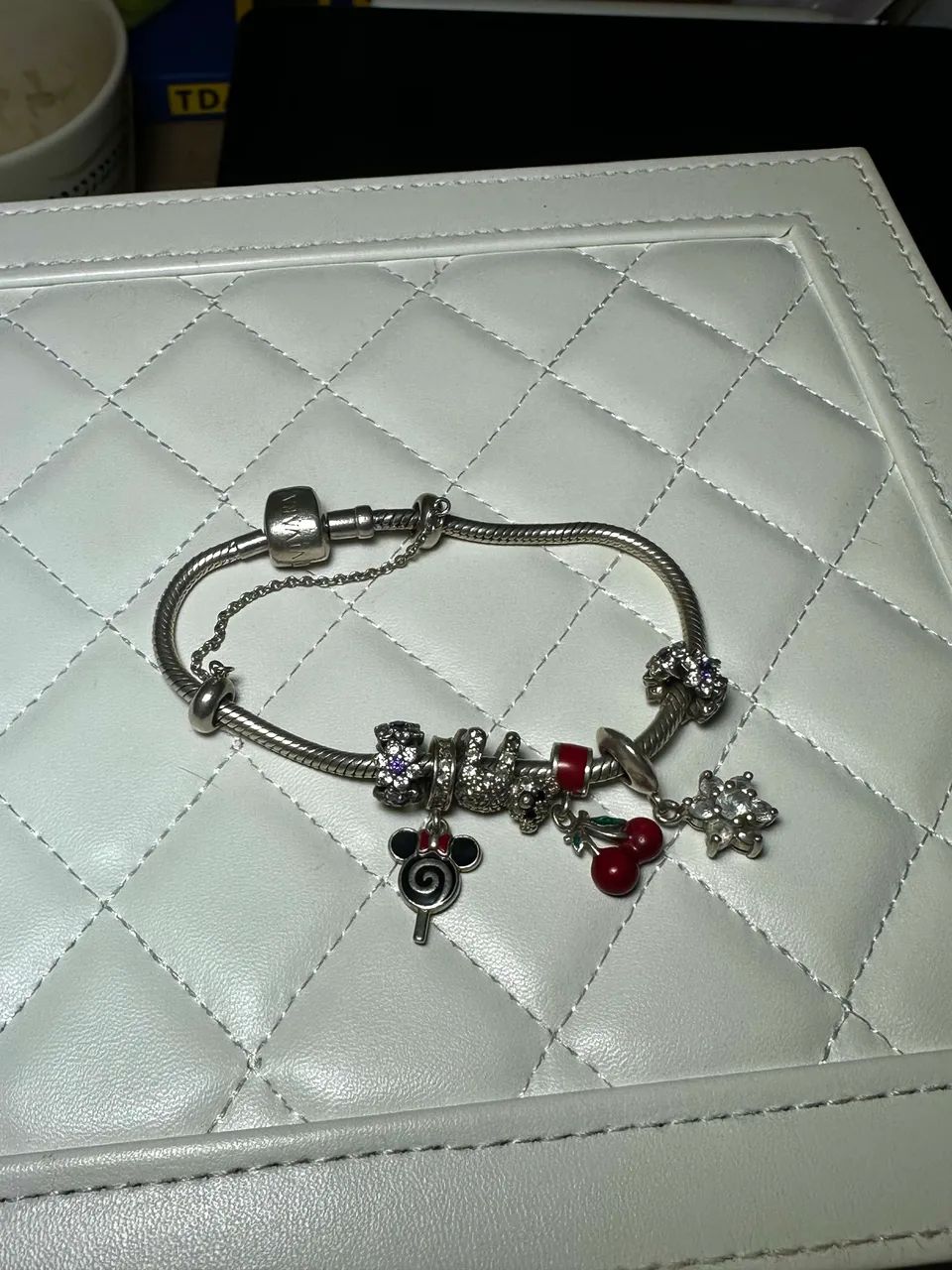 Pulseira vivara com berloques Vivara/ Pandora  - Foto 4