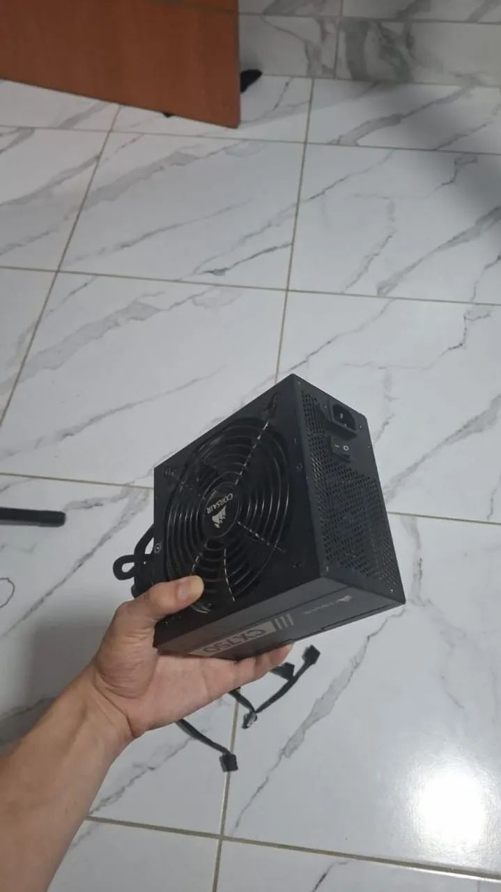 Fonte Corsair CX750 - Foto 3