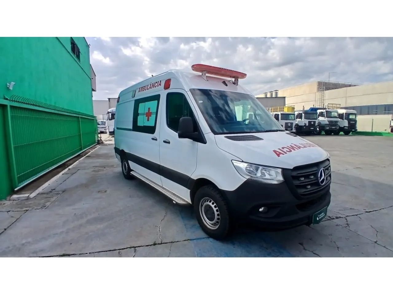 Mercedes-Benz Sprinter 517 Furgão Extra Lon. P.t.a. 2.0 Aut.(e6) 2024 2024