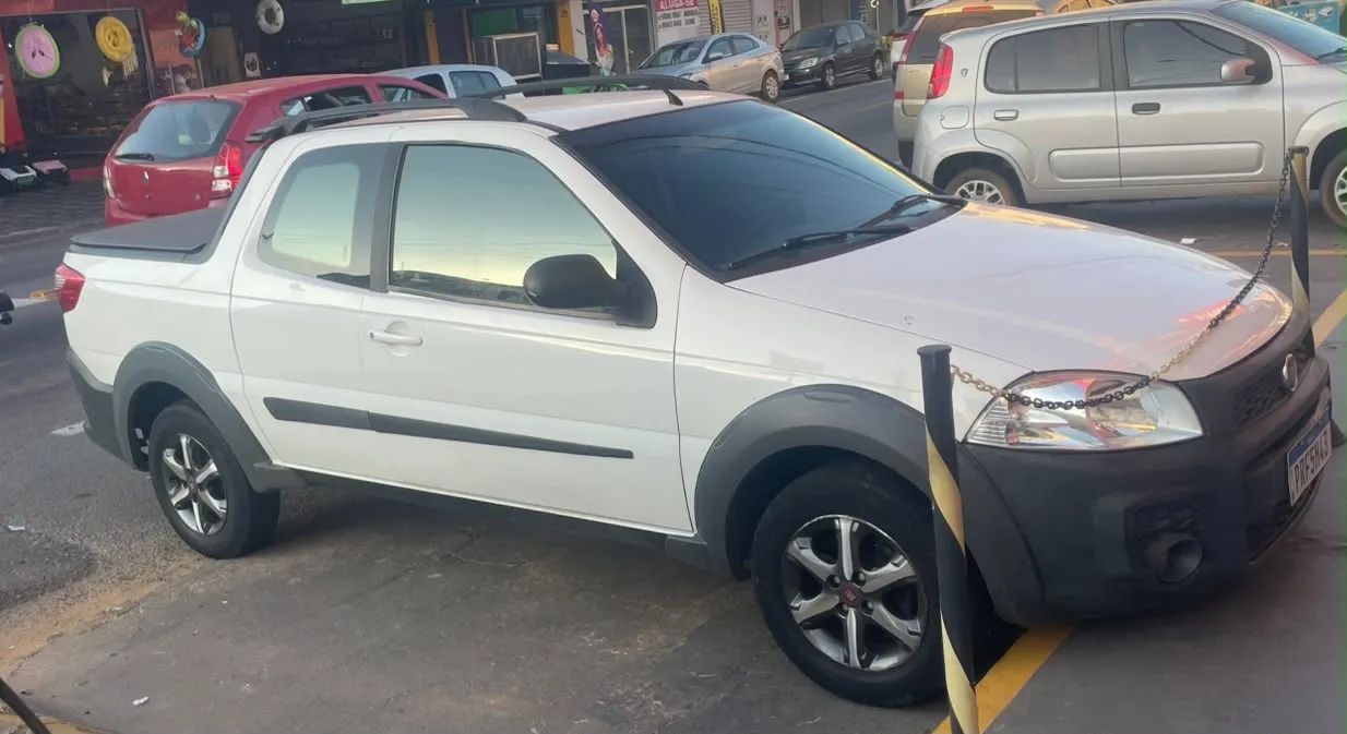 Fiat Strada Working Hard 1.4 Fire Flex 8V CD 2017 - Foto 3