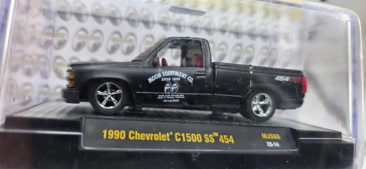 M2 Machines 1990 Chevrolet C1500 - Foto 2