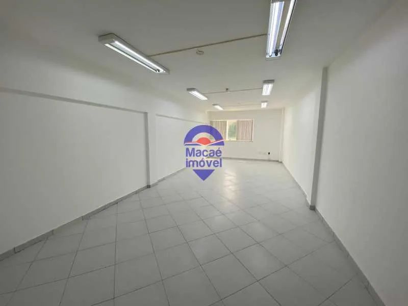 Sala : / Comercial / Cavaleiros 40 M²