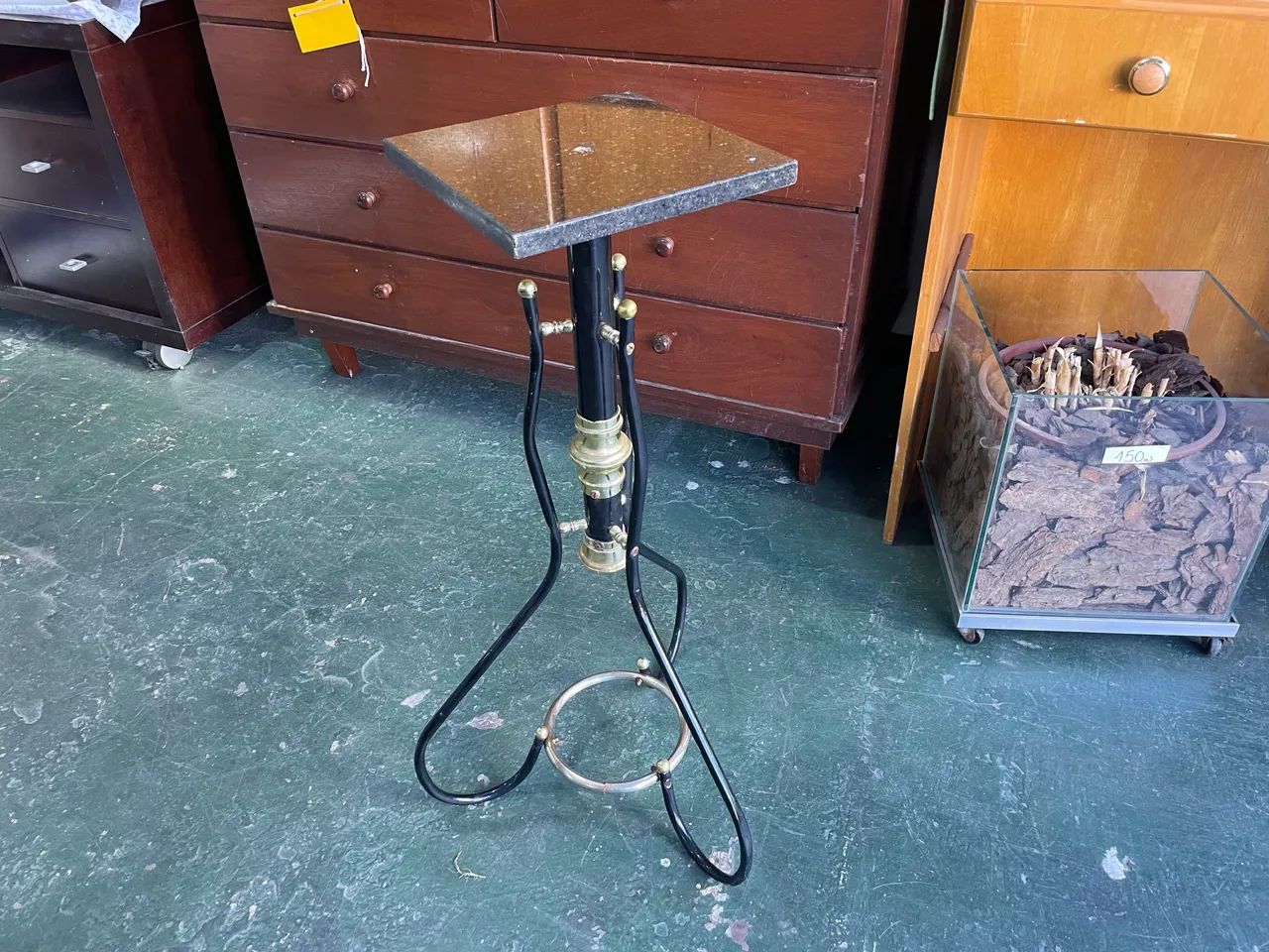 Mesa de Canto com Tampo em Granito  - Foto 2