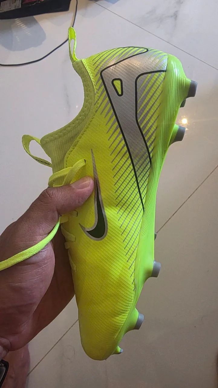 Chuteira Campo Nike Air Zoom Tamanho 33,5 - Calçados Esportivos
