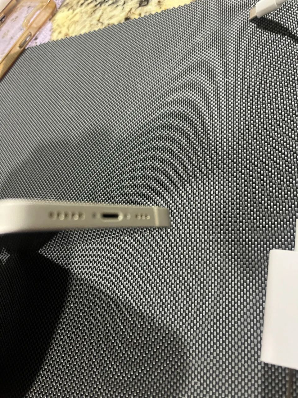 iPhone 13 sem marca de uso apenas 1.650,00 - Foto 2