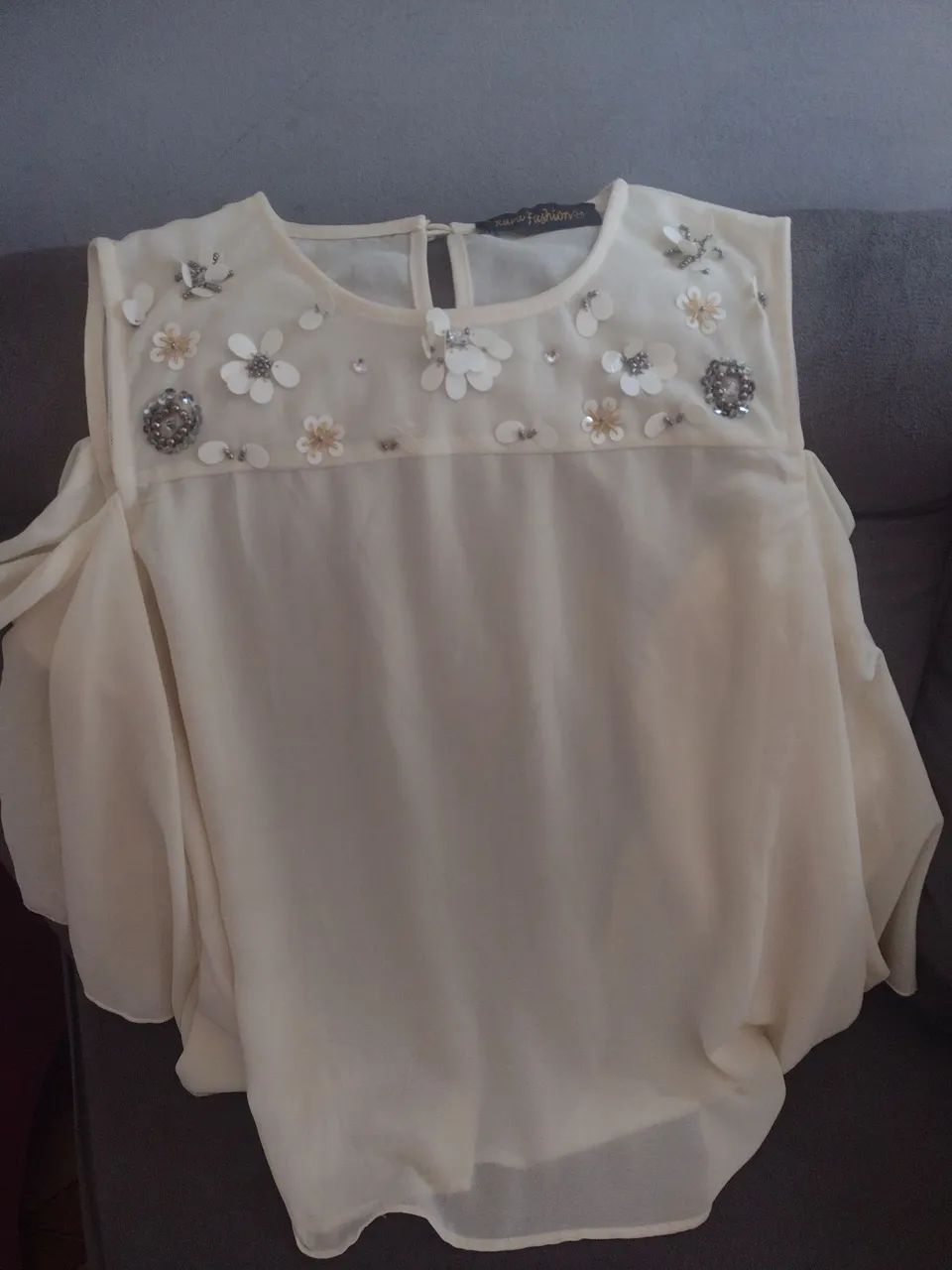 Vende- se blusa 