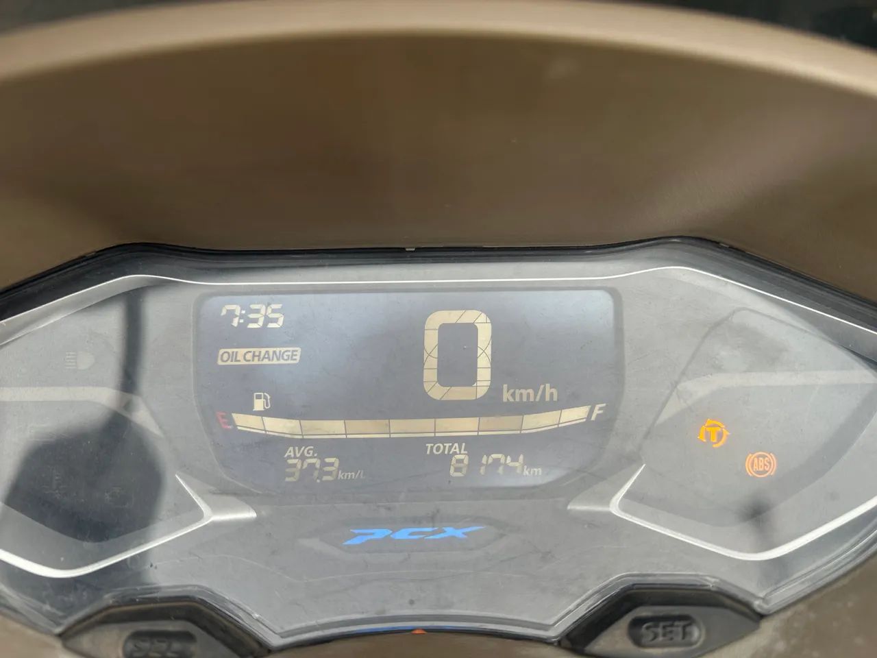PCX com baixo, perfeita de mulher  - Foto 3