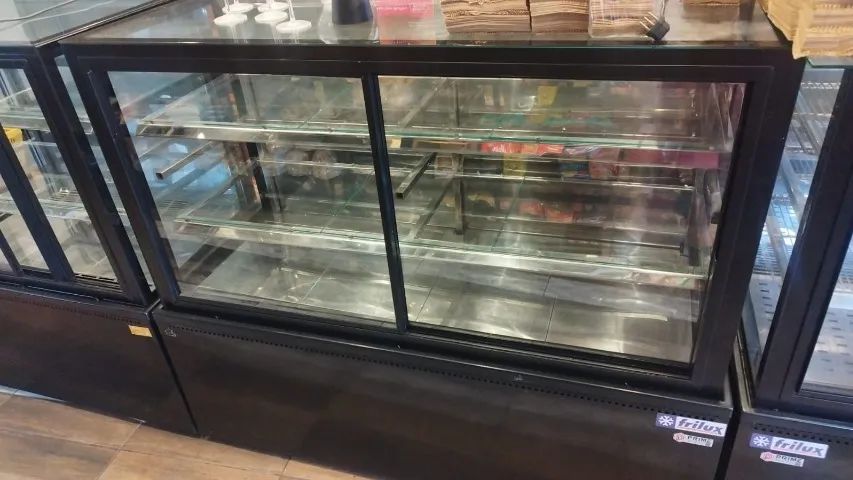 VITRINE AQUECIDA AUTOATENDIMENTO FRILUX 1,40MTS