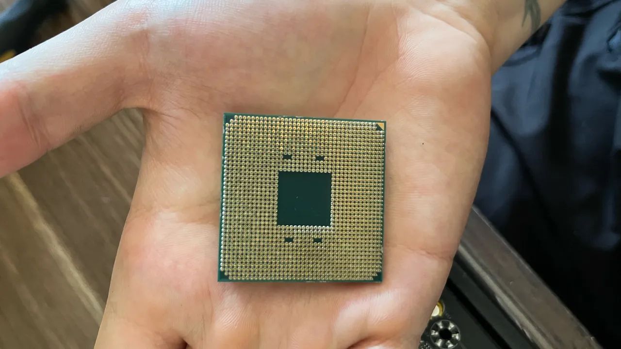 AMD Ryzen 5 5600x - Foto 3