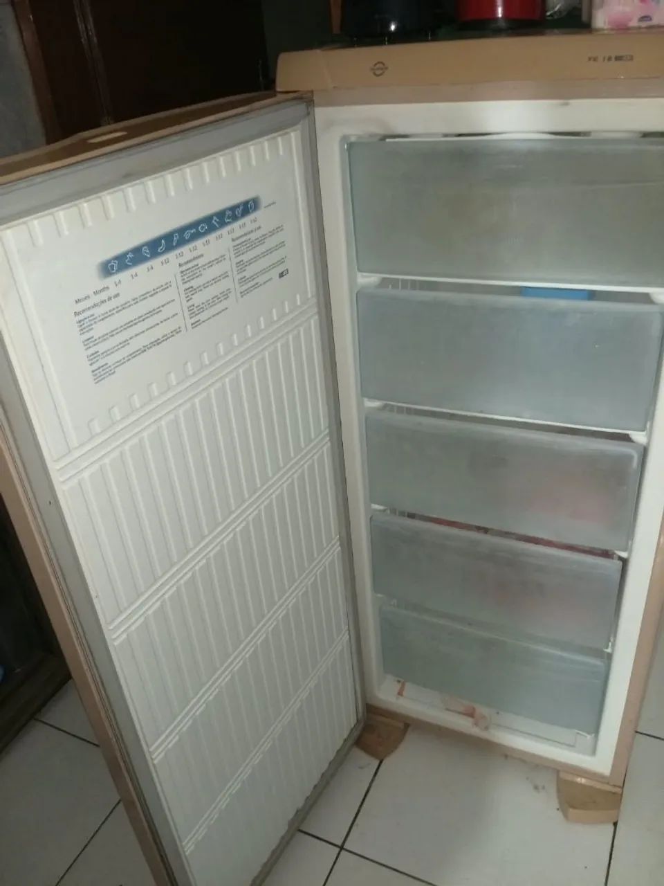 Freezer Eletrolux em ótimo estado  - Foto 3