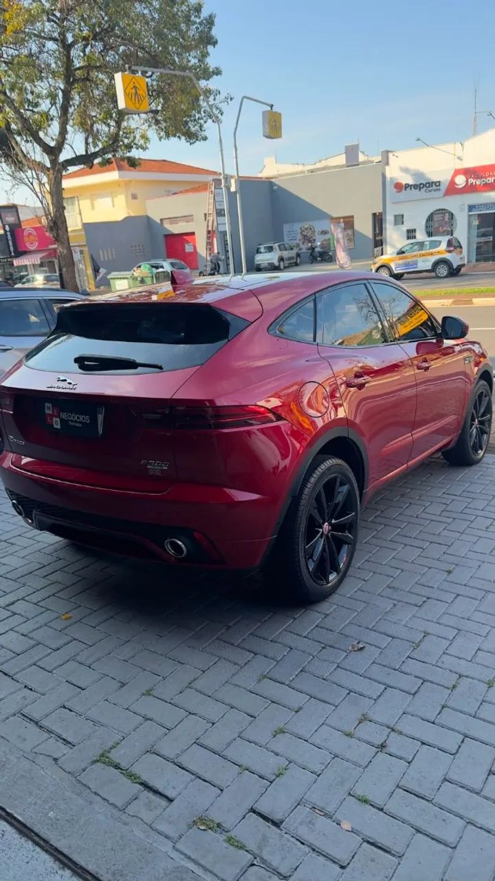 Jaguar E-Pace R-dynamic SE 2.0 AWD 300cv Aut. 2019 - Foto 5