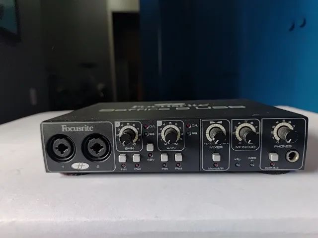Interface Focusrite Saffire 6 USB 1.0 - Foto 2
