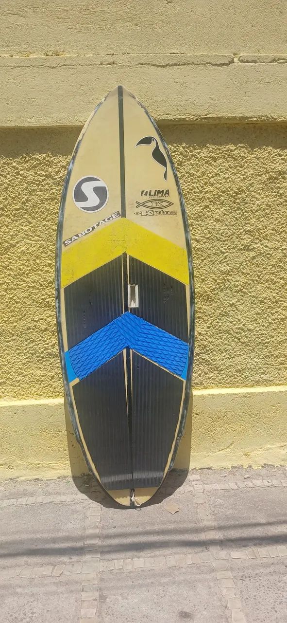 Vendo duas pranchas    stand up 7.5  1.400   long boards 9.4    1.000