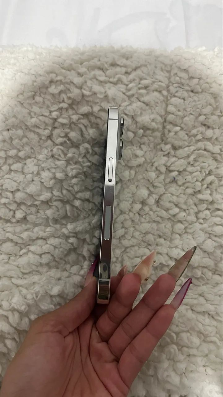 Vendo iPhone 14 Pro bateria 100% - Foto 3