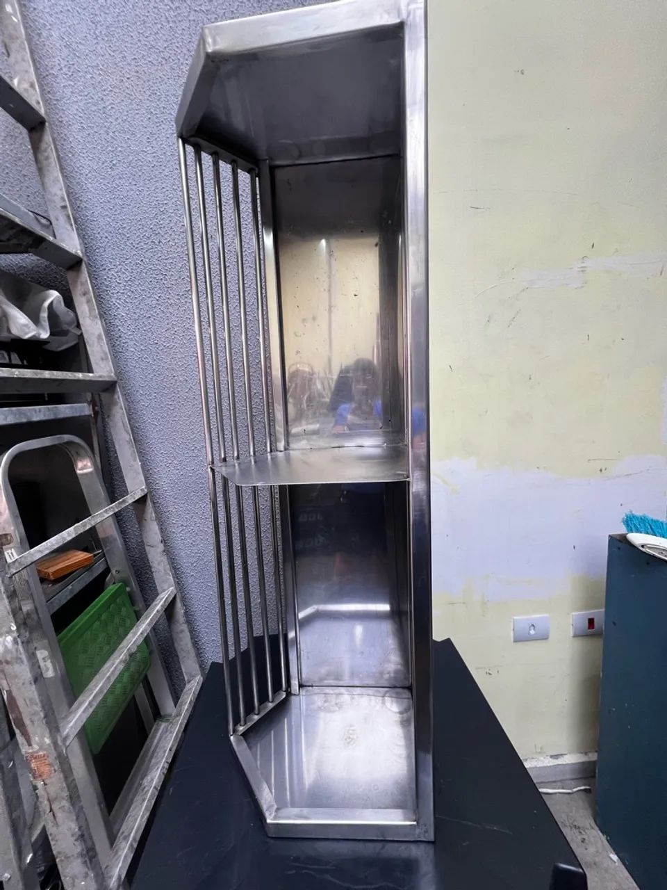 Fruteira em inox de excelente qualidade - fruteira de parede  - Foto 3