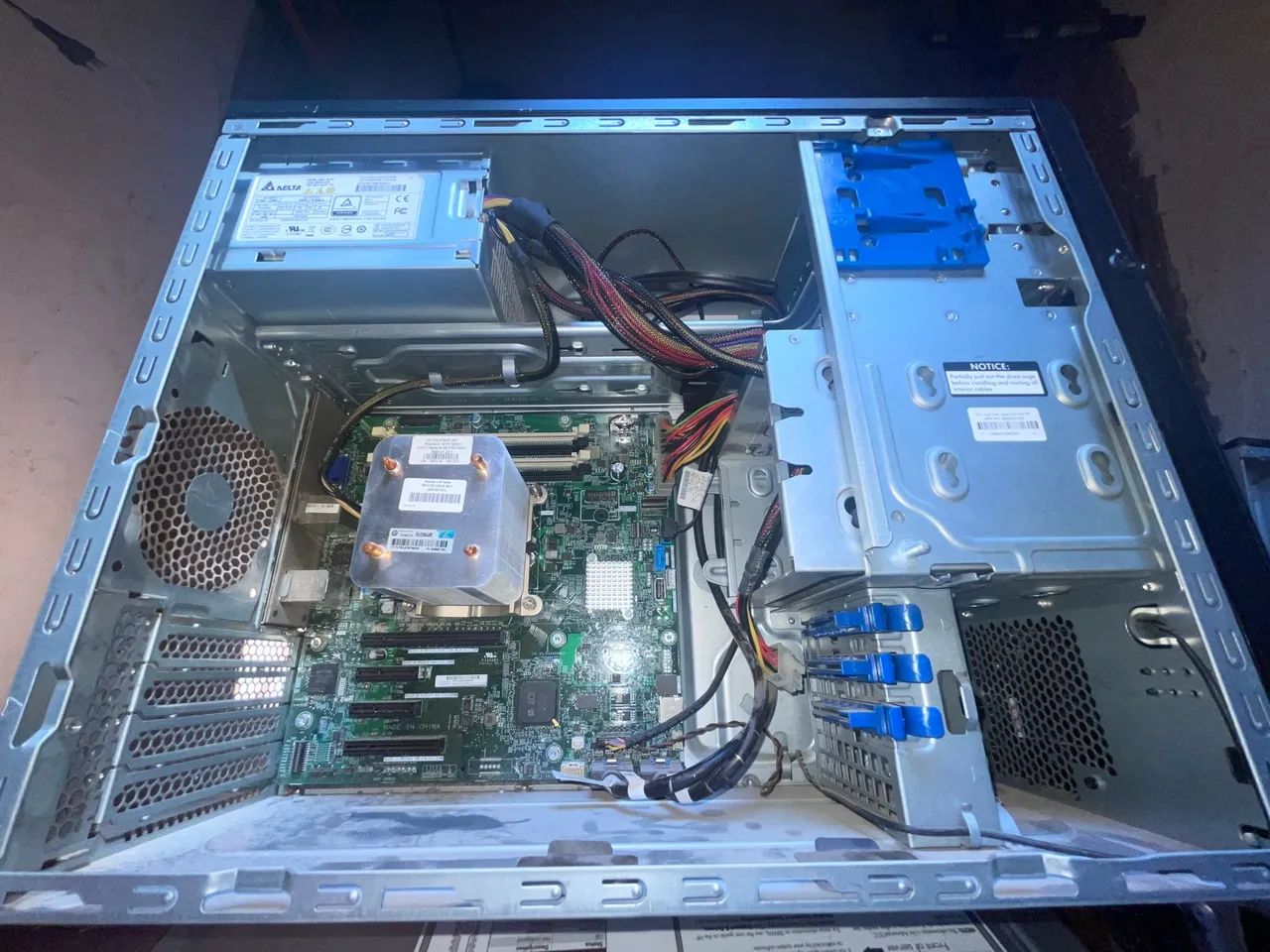 Servidor HPE ML30 gen 9 / Apenas com processador e ILO4 - Foto 5