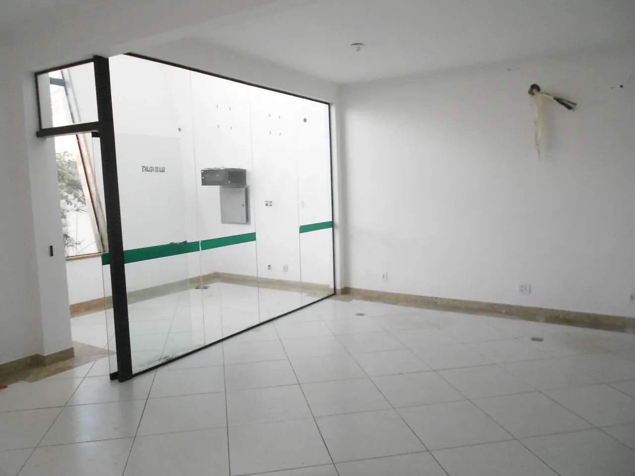 EXCELENTE PRÉDIO COMERCIAL PARA INVESTIMENTO. 12 SALAS. - Foto 4