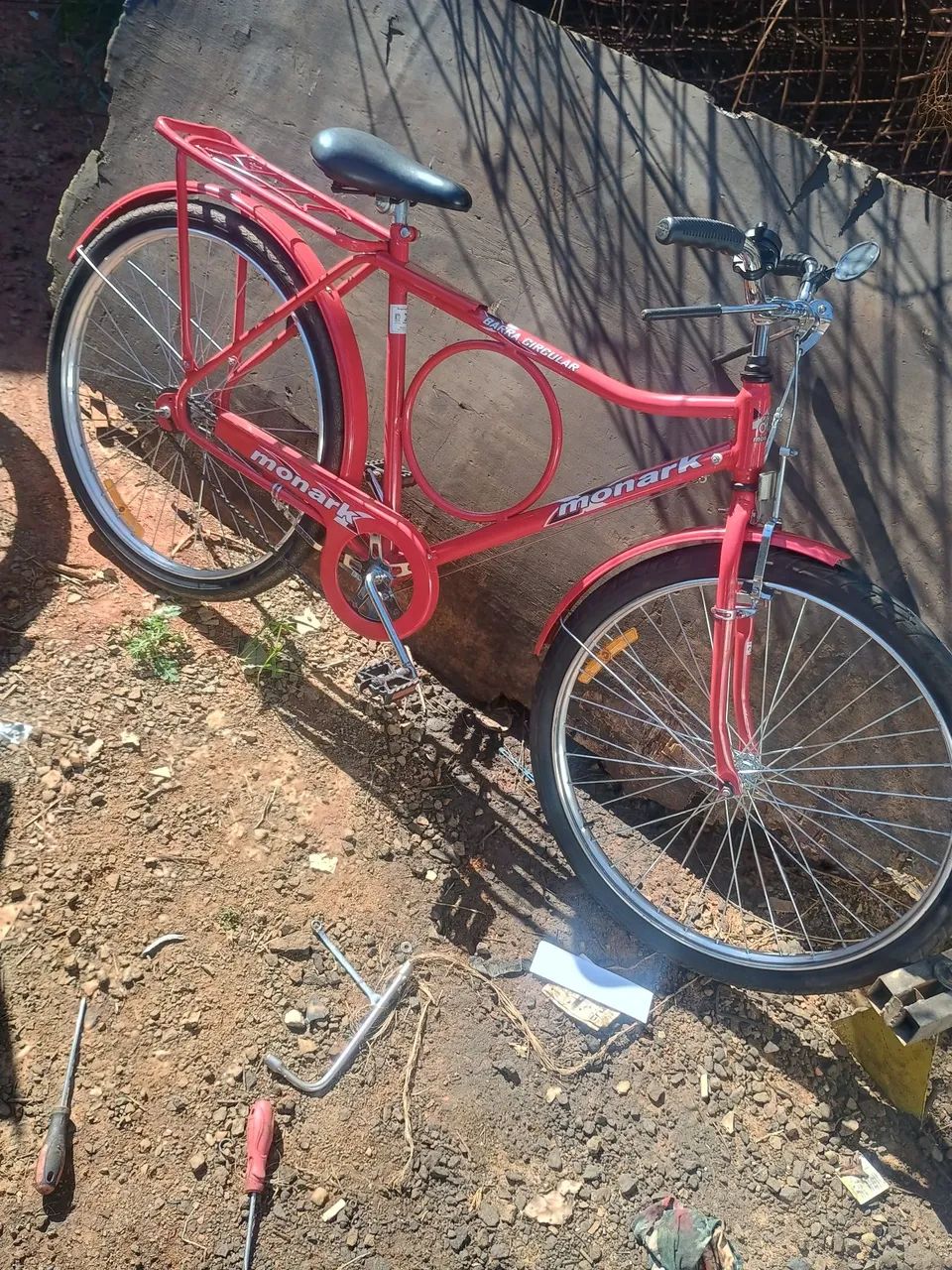 Bicicleta barra forte circular Monark  - Foto 3
