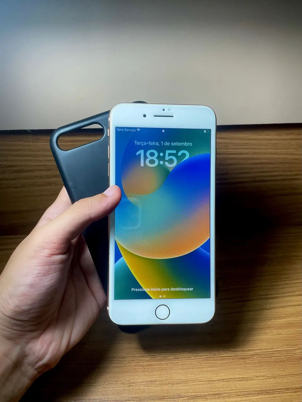 iPhone 8 Plus - 64GB - Foto 2