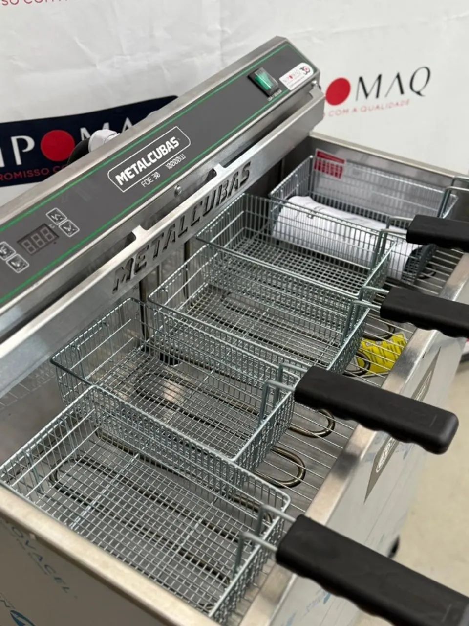 FOE-30 PEDESTAL 10000W FRITADOR ZONA FRIA ELETRICO - METALCUBAS - Foto 4