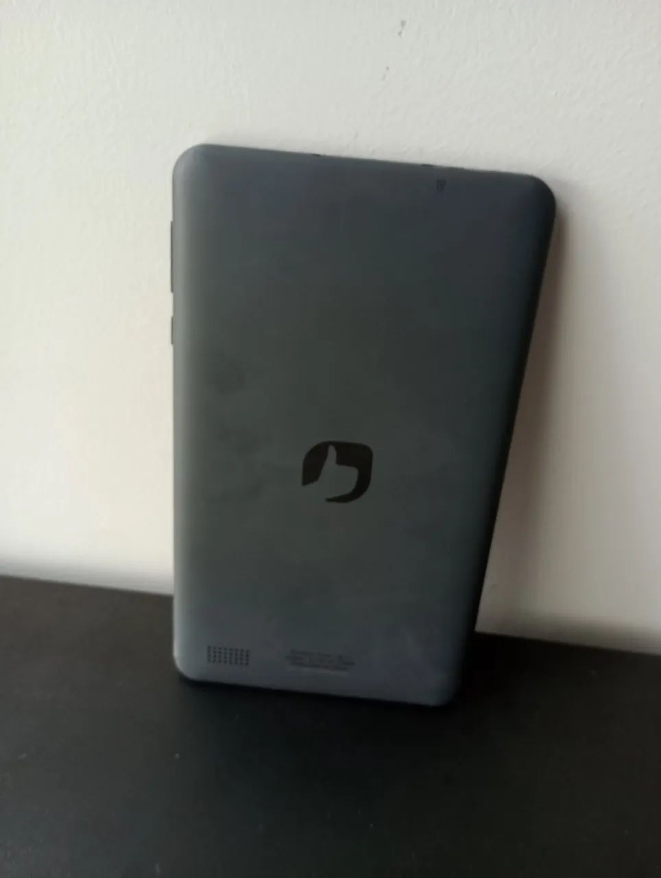 Tablet Positivo Twist Tab+ (Com Defeito no Touch / Para Peças ou Conserto)