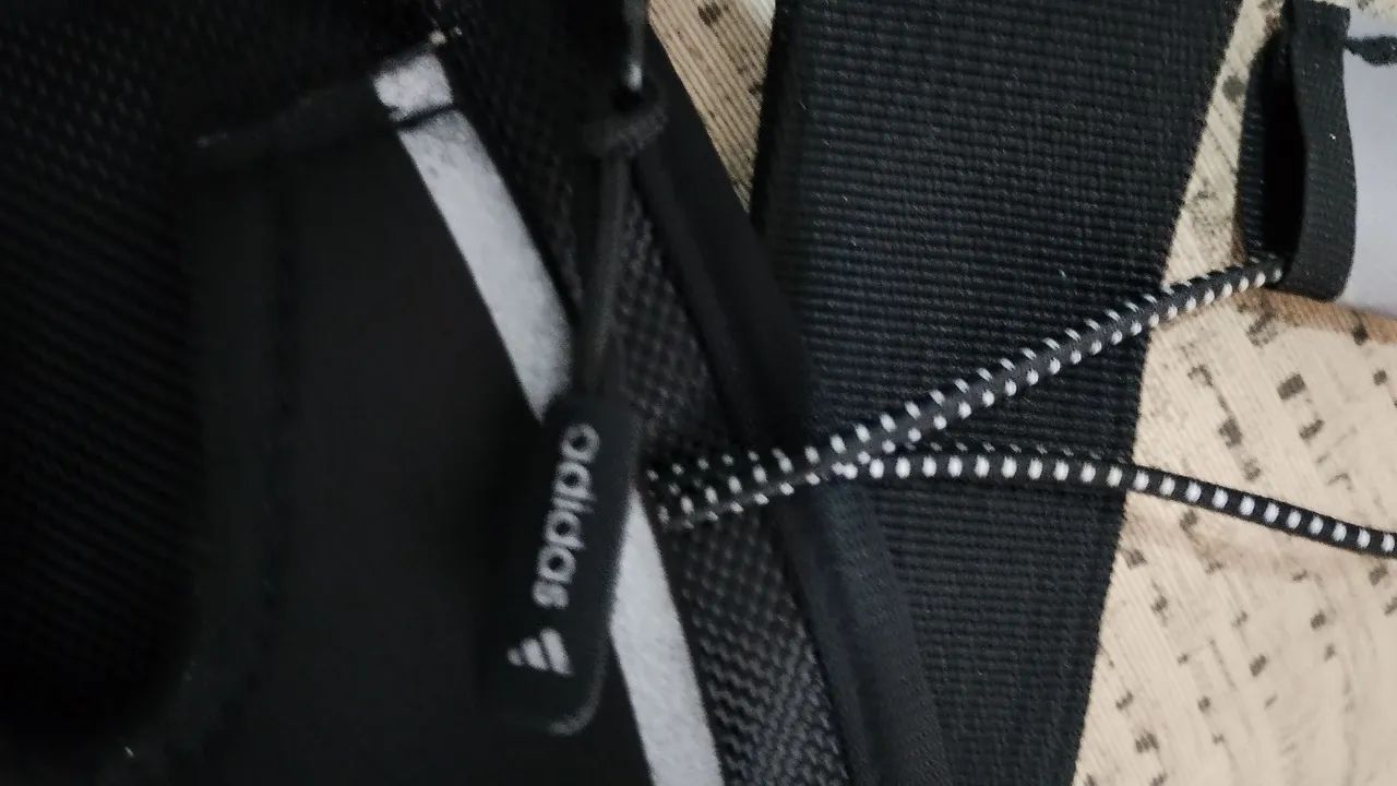 Pochete impermeável da Adidas regulável nova  - Foto 2