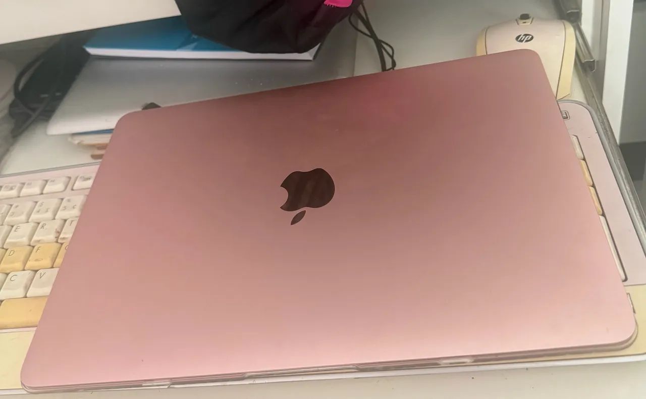 MacBook rose