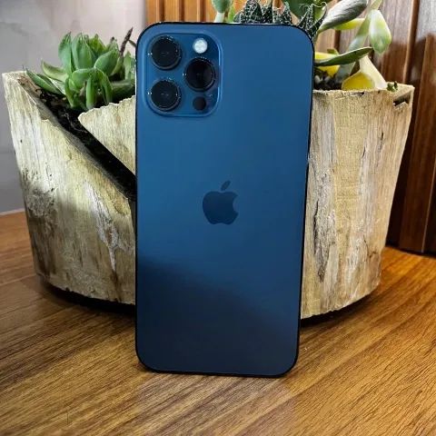 iPhone 12 Pro Max 128GB - Azul Oceano | Performance e Sofisticação