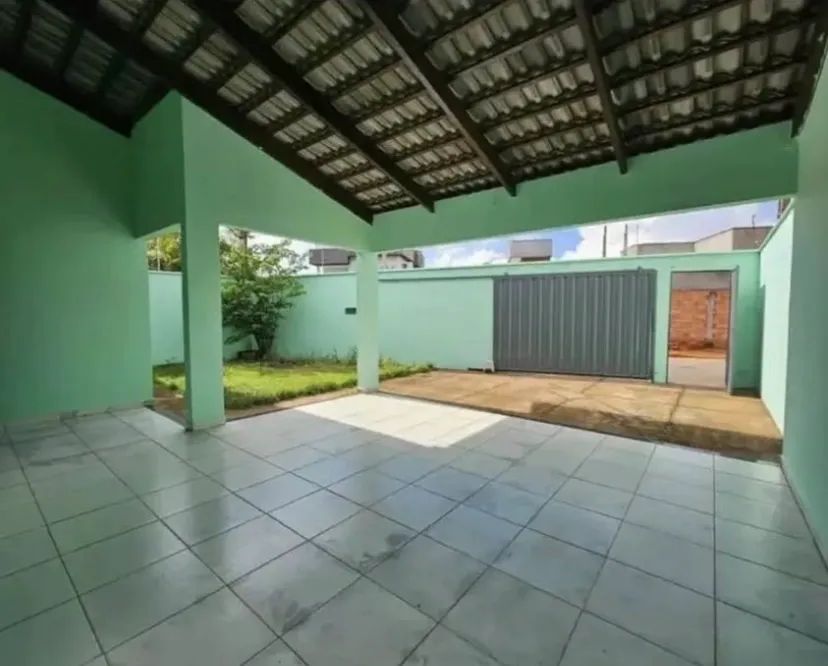 AM-vende-se casa em vista da Serra 