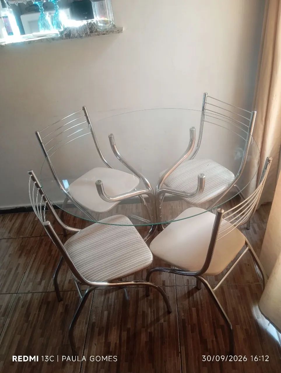 Mesa de vidro com 4 cadeiras Carraro  - Foto 5