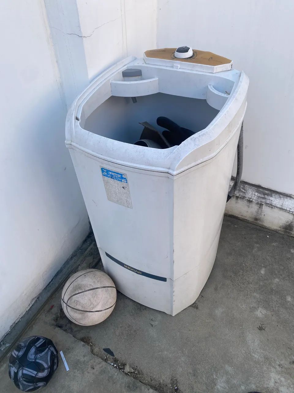 COMPRE TANQUINHO E LEVE 3 CAPACETES - Foto 3