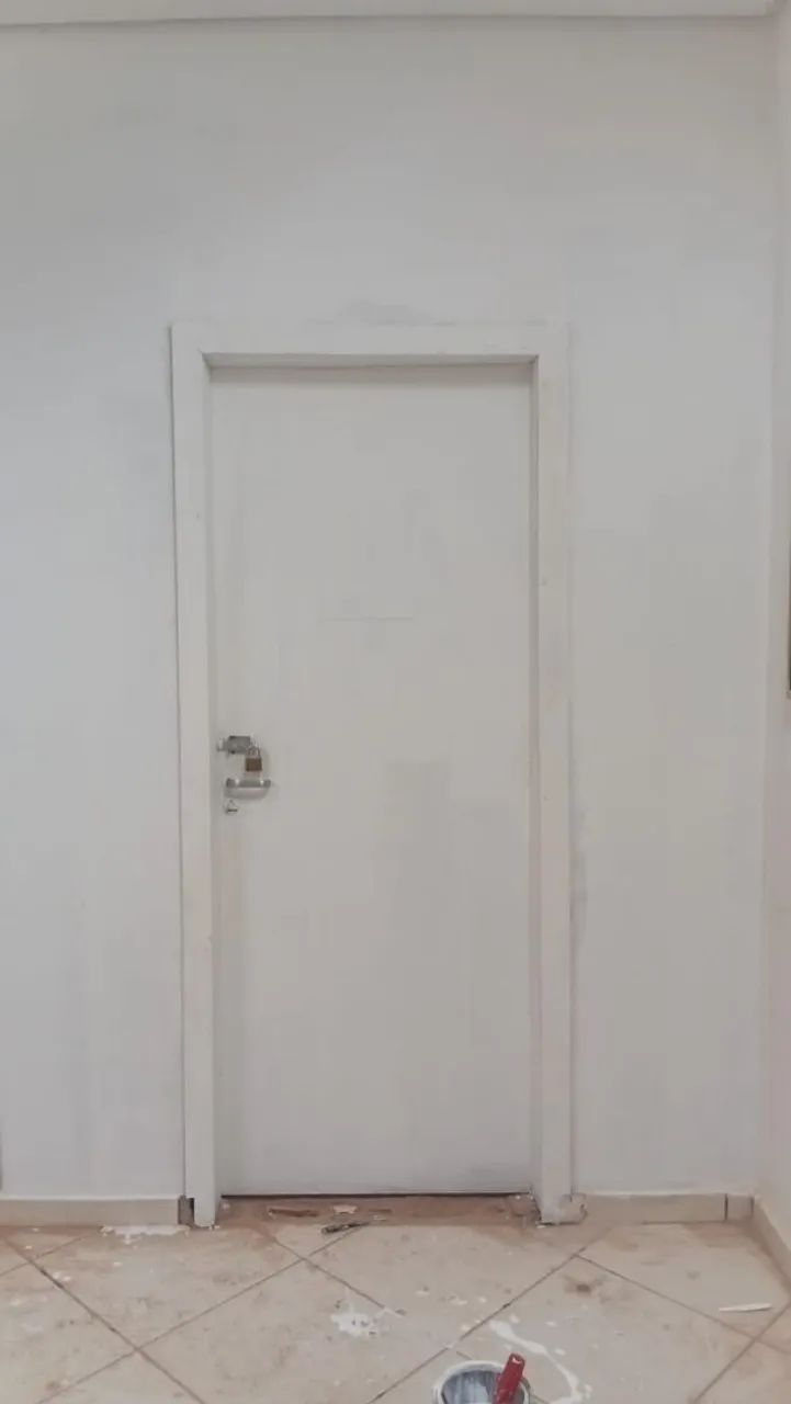100