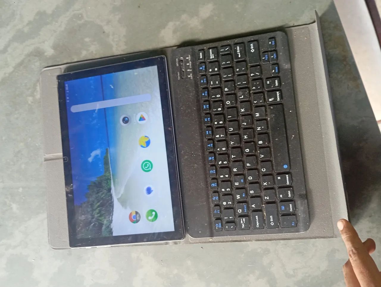 Tablet com teclado e suporte - Foto 2