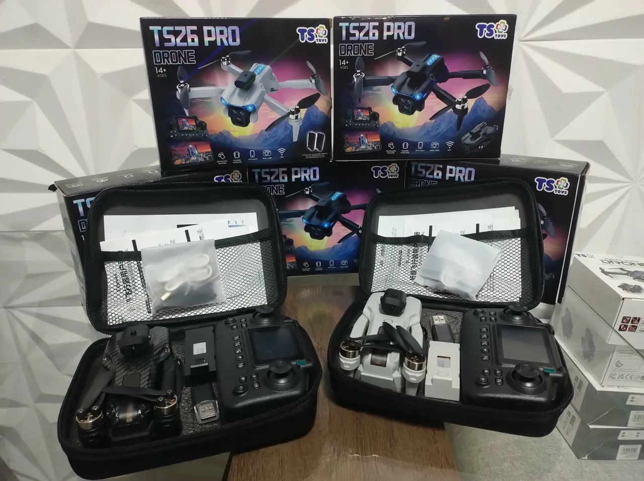 Drone E99 pro com display no controle novo  - Foto 4
