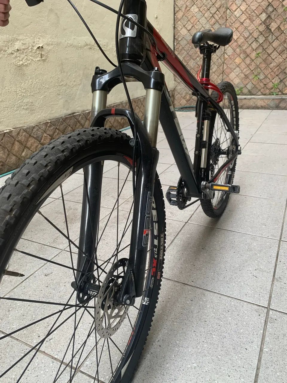 BICICLETA EM ÓTIMO ESTADO  PRONTA PARA PEDALAR! - Foto 5