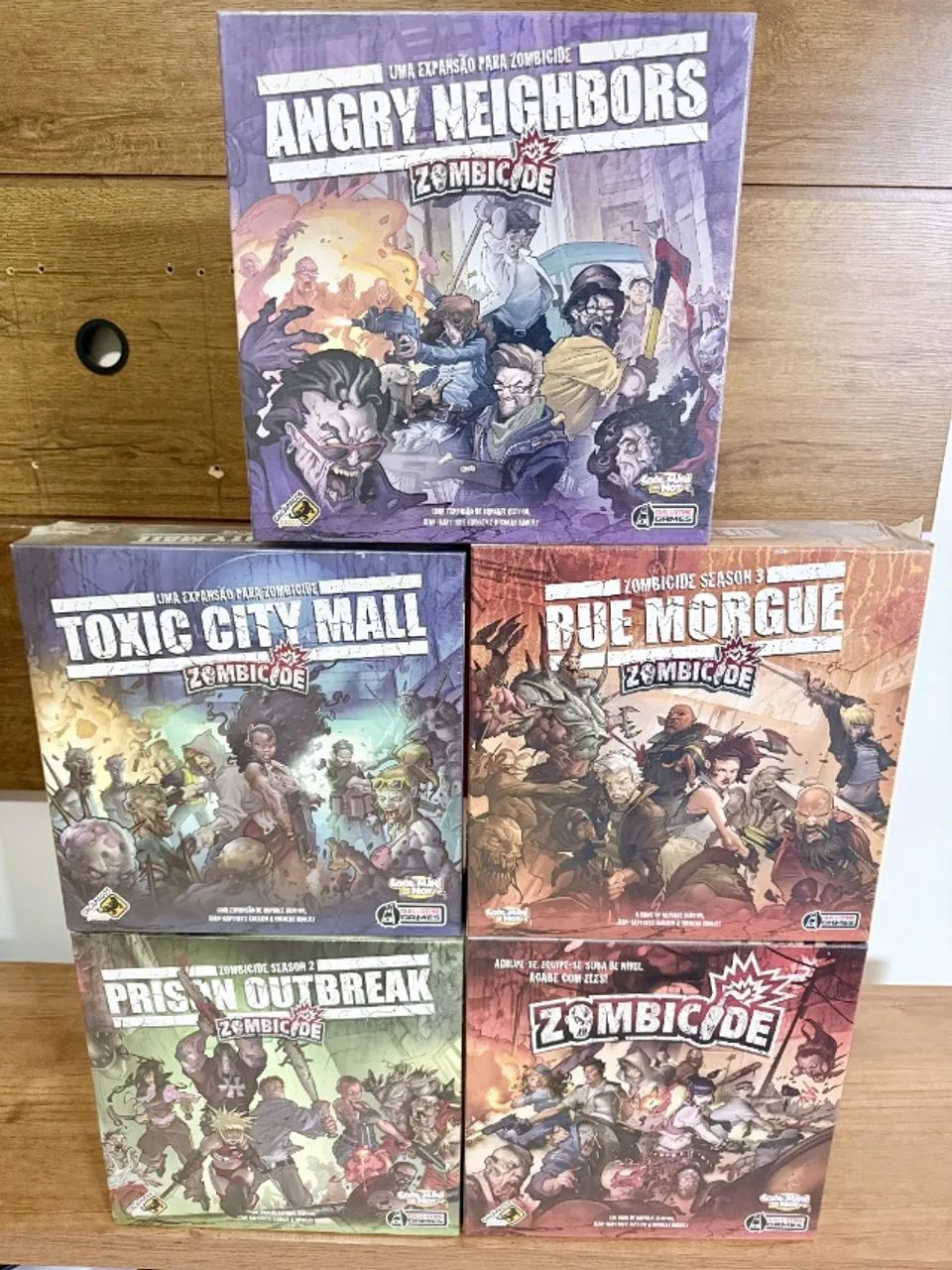 Lote Zombicide (Lacrados) - Caixas Base e Expansões Raras