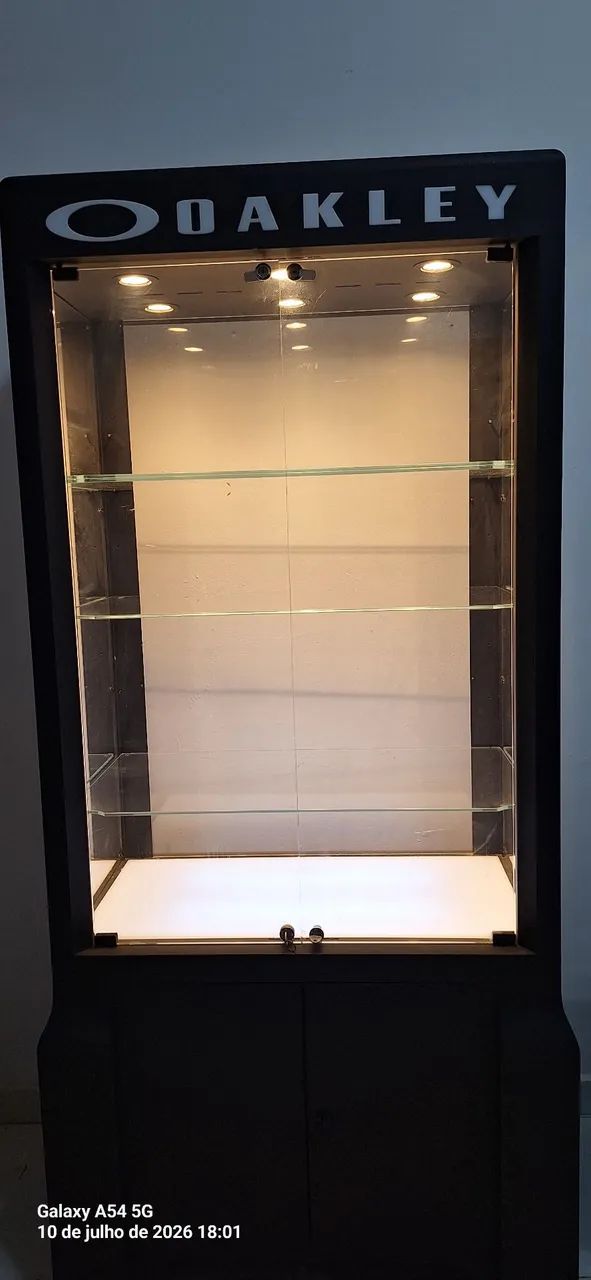 Expositor mostruário vitrine oakley 