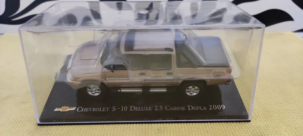 Miniaturas de carrinhos  - Foto 2