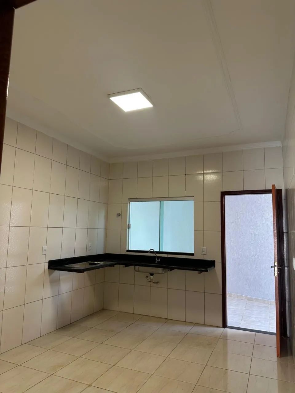 Casa 3 Quartos com Suíte e 4 Vagas no Alphaville Anápolis - Foto 2