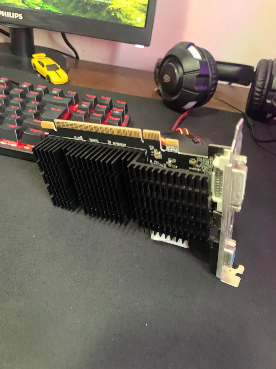 Placa de vídeo GT 710
