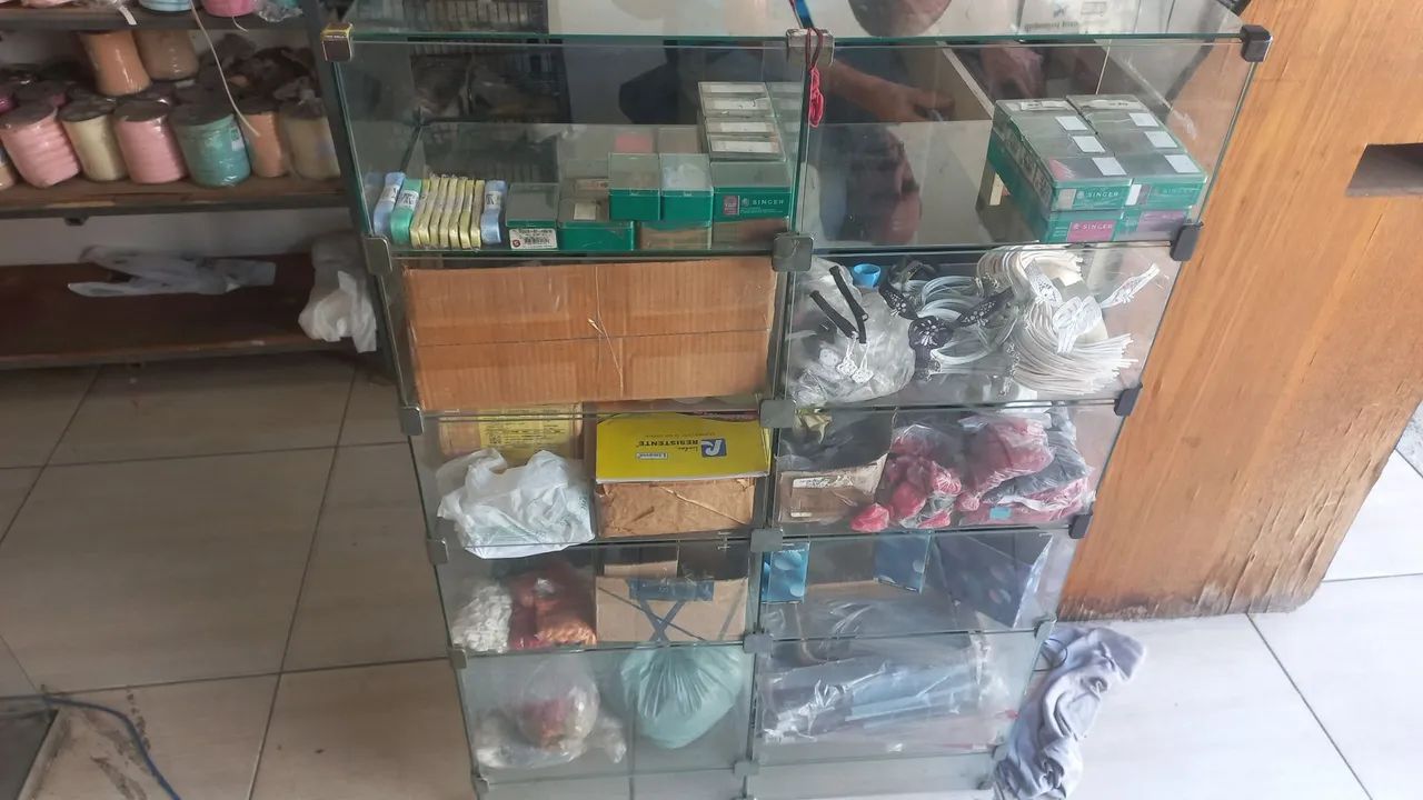 Balcão de vidro pra loja - Foto 4