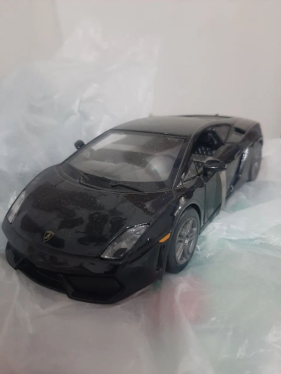 MINIATURA LAMBORGHINE GALLARDO 1:24