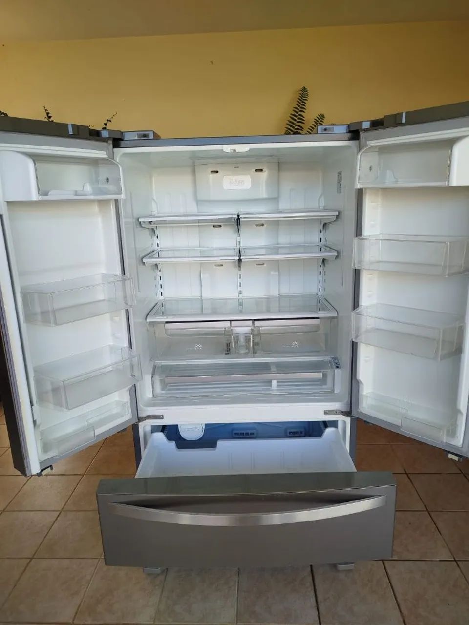 Side By Side Electrolux modelo FDD80 - Foto 4